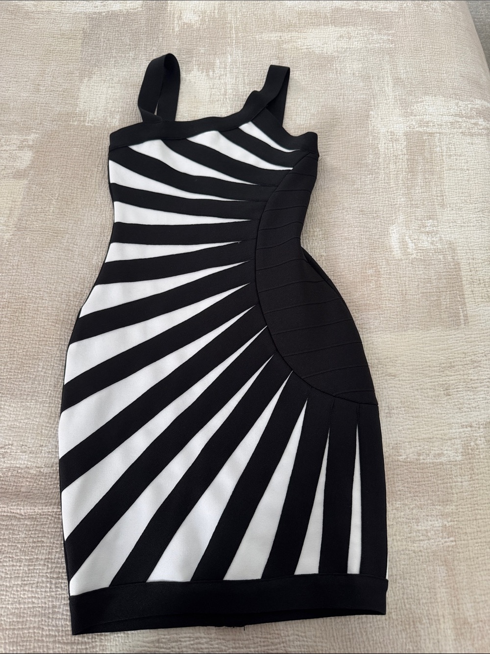 One-Shoulder Black and White Striped Bodycon Dress